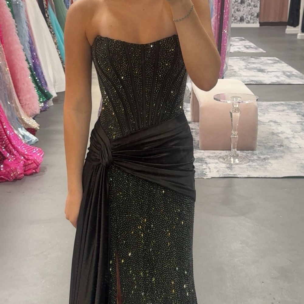 Sherri Hill Black Strapless Gown
